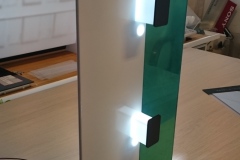 Ekspozytor-na-sluchawki-Bang-Olufsen-5