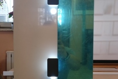 Ekspozytor-na-sluchawki-Bang-Olufsen-6