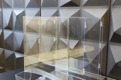 Ekspozytor-display-grawitacyjny-podajnik-plexi-pet-2