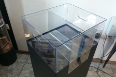 Pojemnik-kosz-wysypowy-z-plexi-poliweglan-03