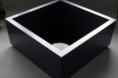 Pojemknik-z-plexi-sterling-01