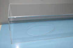 Regal-na-pieczywo-oslona-z-plexi-02