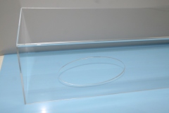 Regal-na-pieczywo-oslona-z-plexi-03