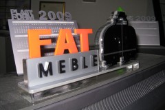 Statuetka-plexi-FAT-02