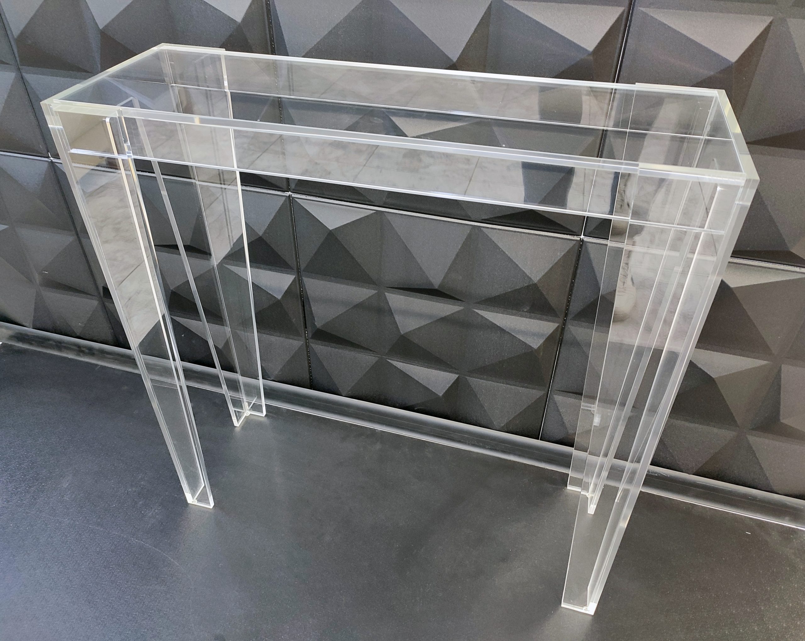 Toaletka z plexi