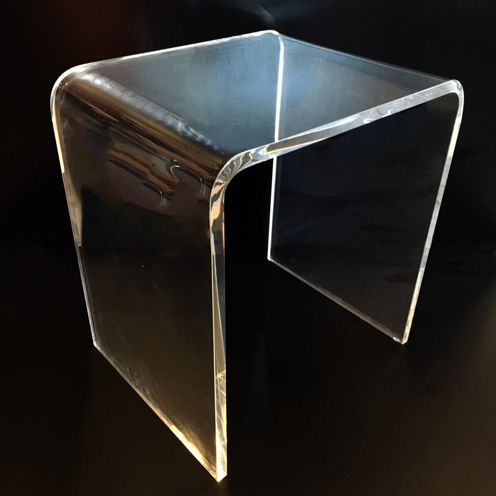 Taboret bezbarwny z plexi do łazienki